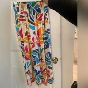 Tabitha Brown floral pants w/ pockets